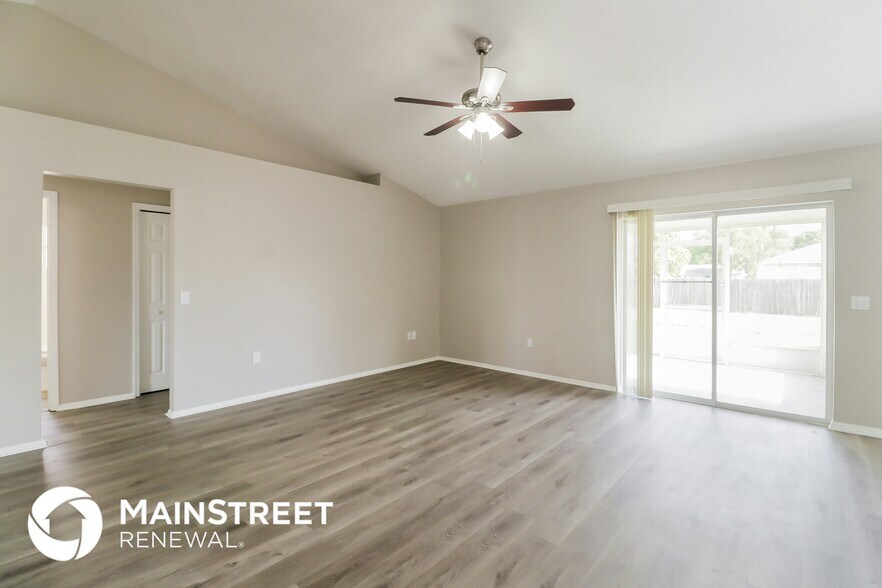 Building Photo - 7465 Jessamine Dr