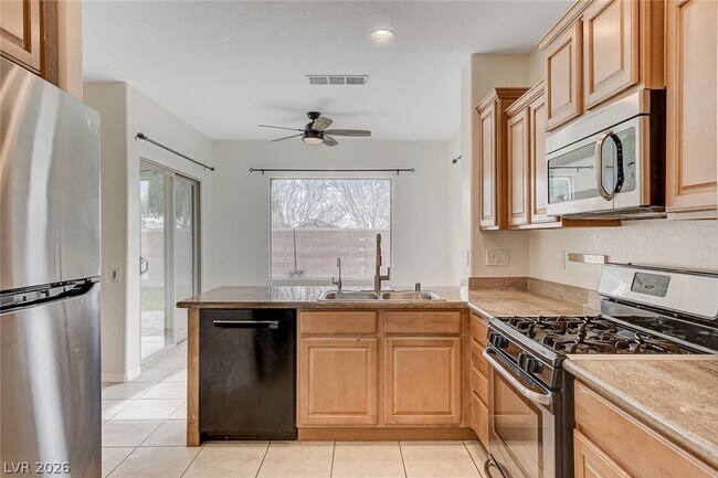 Building Photo - 4229 W Galapagos Ave