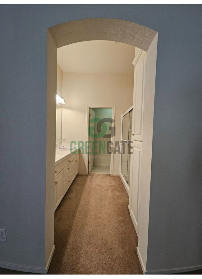 Building Photo - Charming 3 Bedroom 2 Bath Condo in TRACY! ...