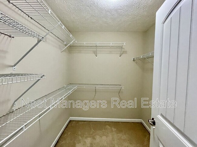 Building Photo - 4028 Quarry Hollow Drive