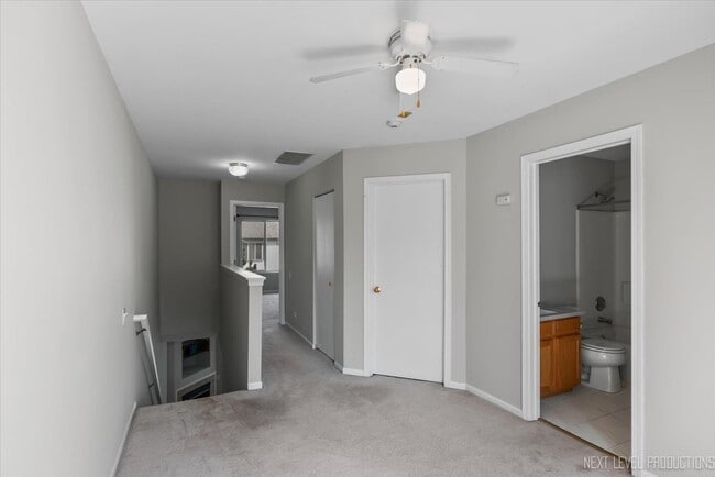 Building Photo - 2553 Carrolwood Rd