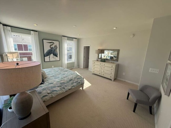 Building Photo - 9221 Magellan Pkwy