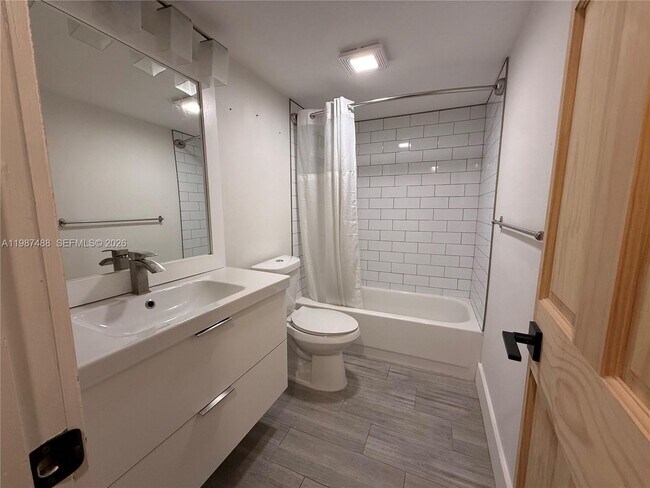 Building Photo - 21133 SW 85th Ave