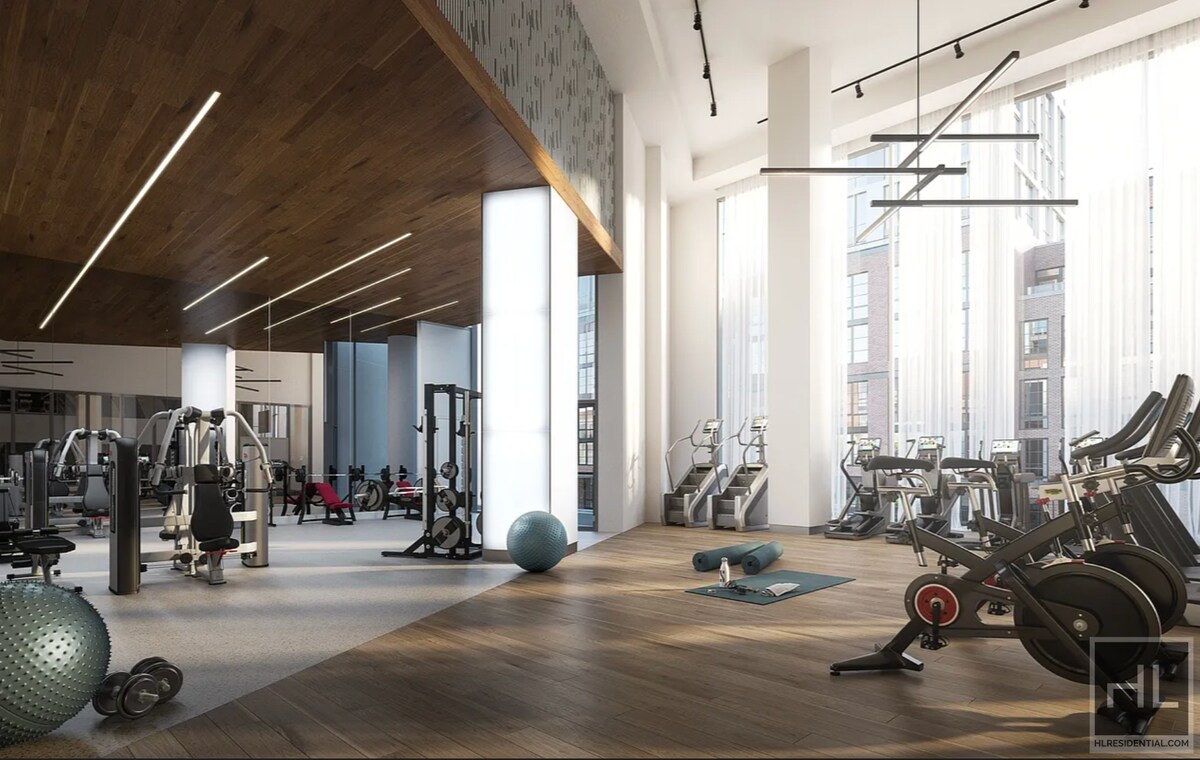 Building Photo - East 44th Street