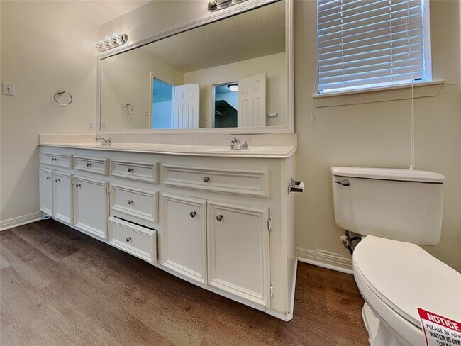 Building Photo - 14815 Cygnus Ct