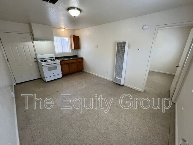 Building Photo - 9318 Rd 236