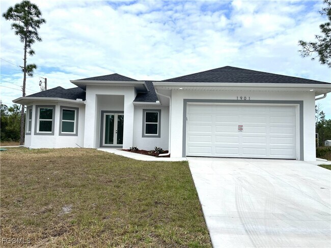 Building Photo - 1901 East 13th Street