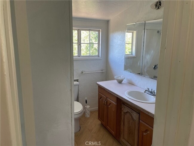 Building Photo - 1412 Pine Heights Way