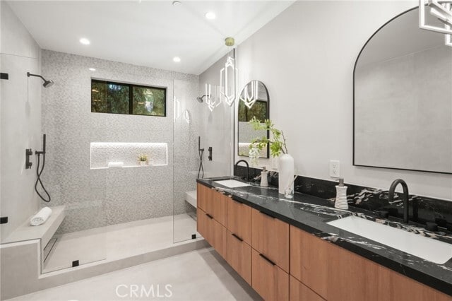 Building Photo - 4551 Alonzo Ave