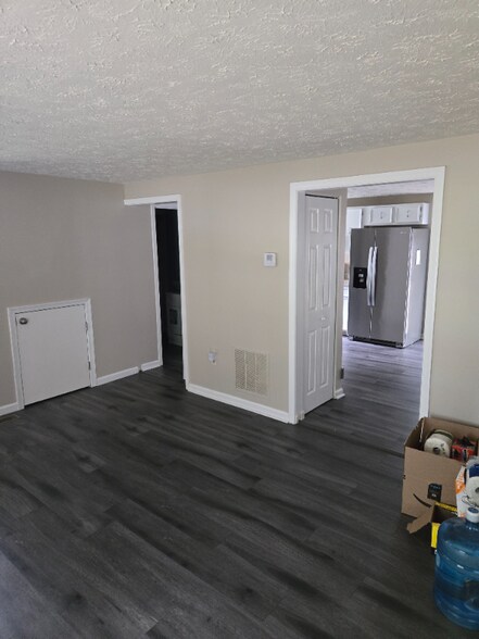 Building Photo - 4818 Kingfisher Ct