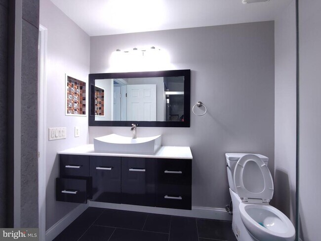 Building Photo - 7671 Coachlight Ln