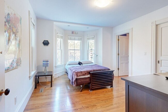 Building Photo - 90 Highland Ave
