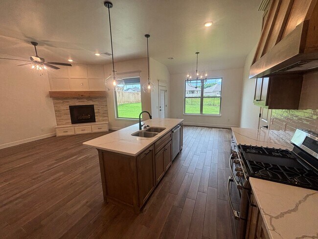 Building Photo - Wonderful 4 Bed 2 Bath Home in Norman