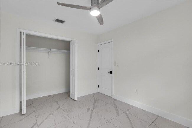 Building Photo - 3064 SW 16th Ter