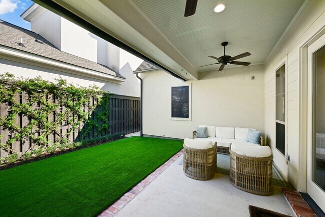 Building Photo - Desirable Preserve at Harveston