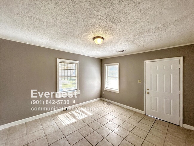 Building Photo - 1507 Wilson St