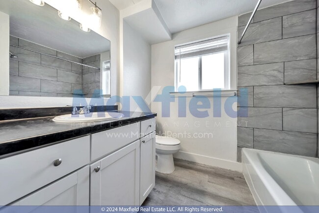Building Photo - North Salt Lake 2 BD 1 BA - $500.00 Security Deposit OAC -Brookside Lofts Unit 18