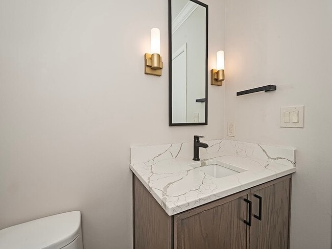 Building Photo - 1453 Squirrel Hill Ave