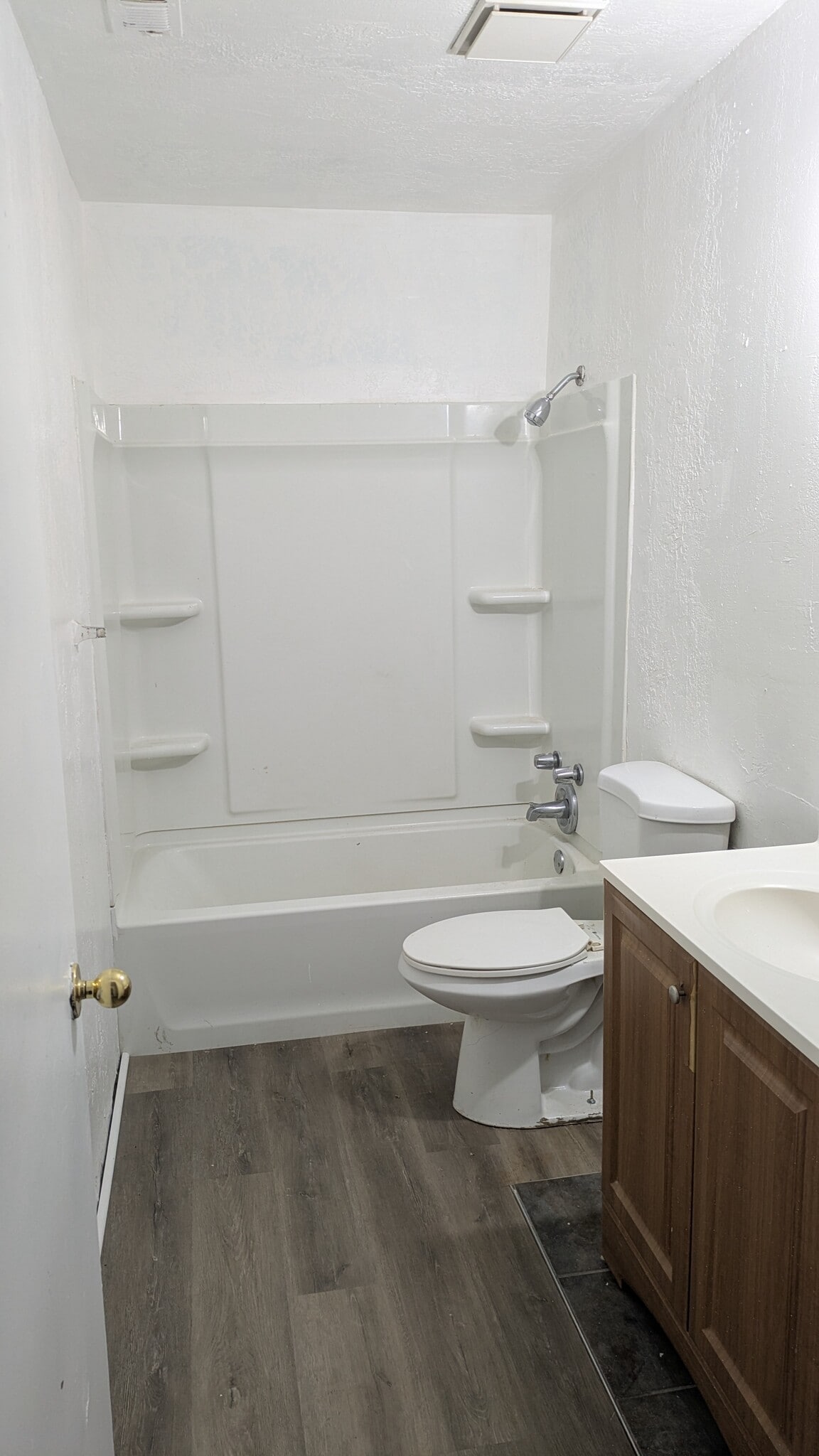 Building Photo - 956 S 1100 W