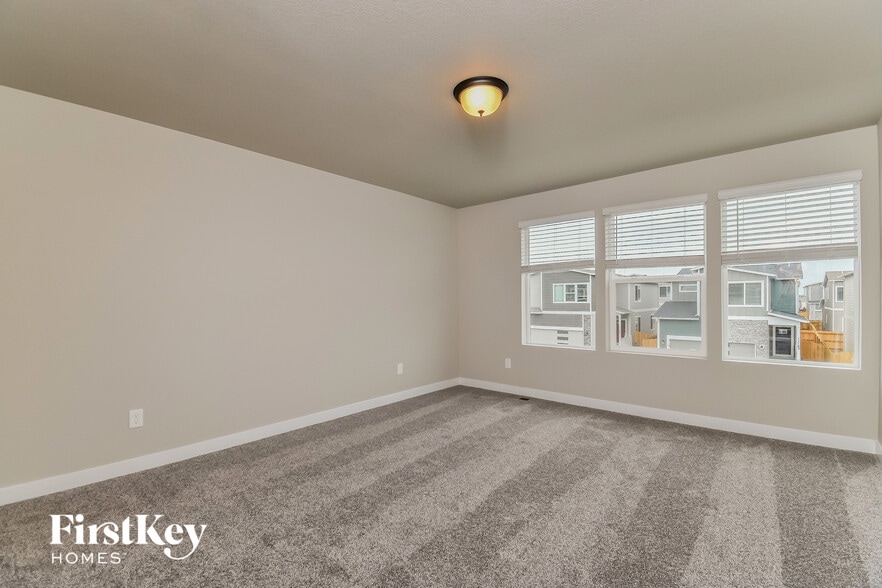 Building Photo - 11164 Murrelet Dr