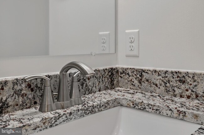 Building Photo - 2907 Hickorywood Ln