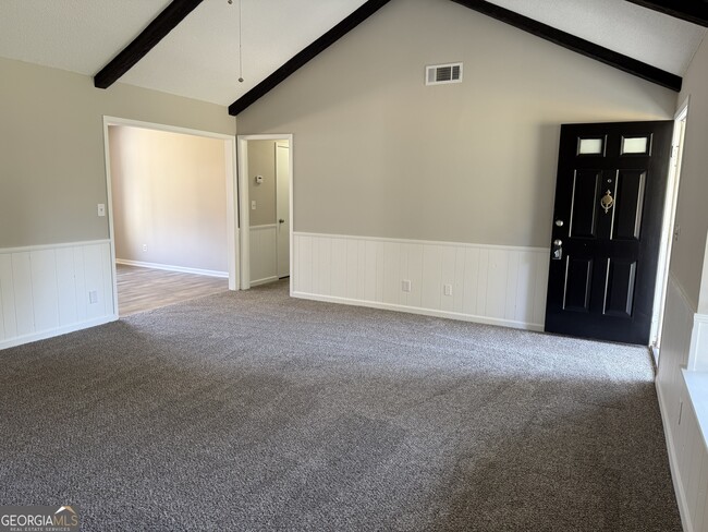 Building Photo - 731 Moon Bridge Rd