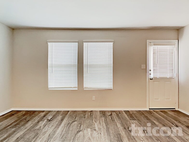 Building Photo - 9736 Marbach Brk