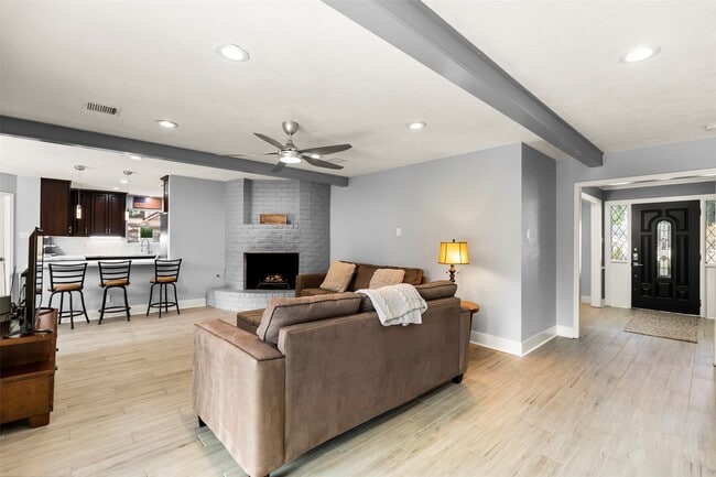 Building Photo - 12423 Honeywood Trail