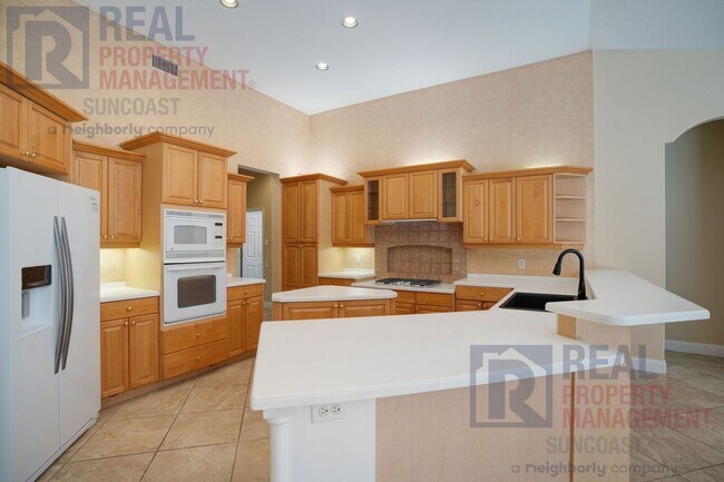 Building Photo - 8009 Waterview Blvd