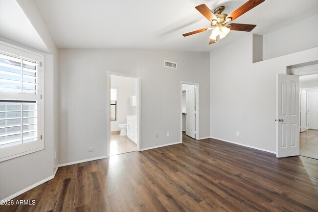 Building Photo - 7239 W Morrow Dr