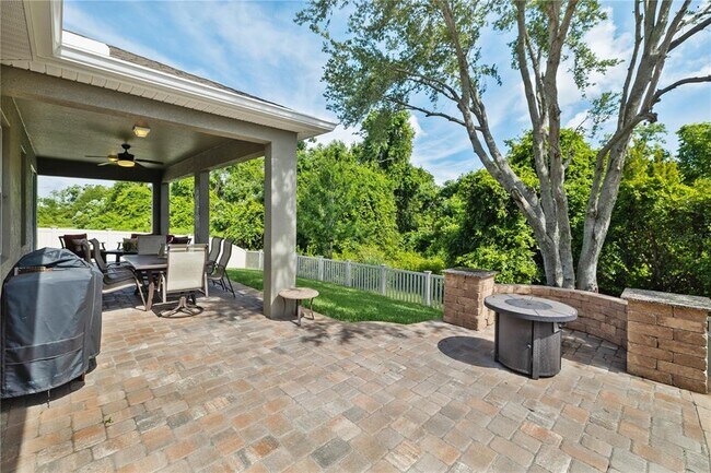 Building Photo - 12015 Whistling Wind Dr