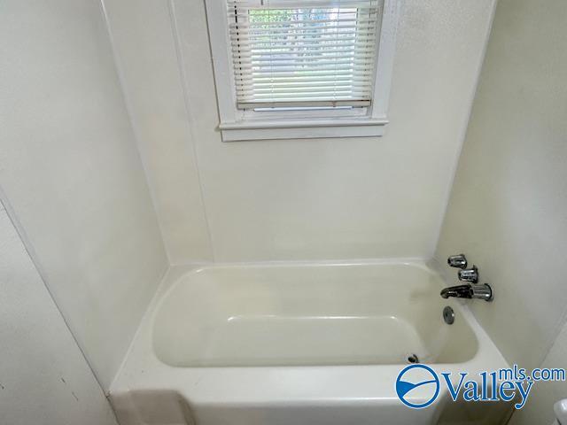 Building Photo - 201 Delaware Cir NW