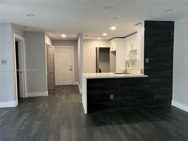 Building Photo - 11233 W Atlantic Blvd