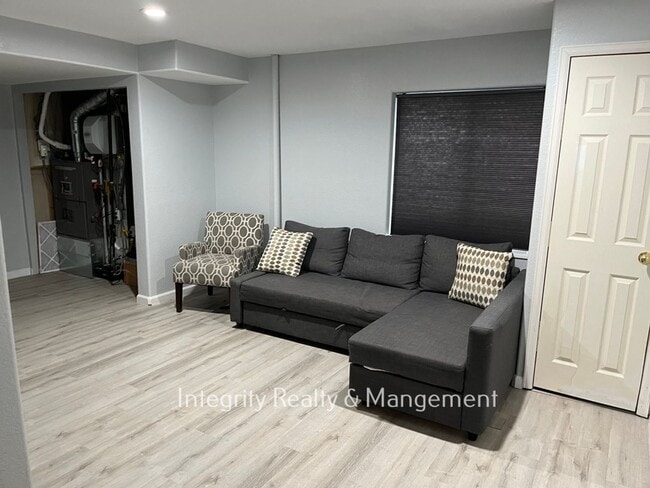 Building Photo - 17754 E Sundew St