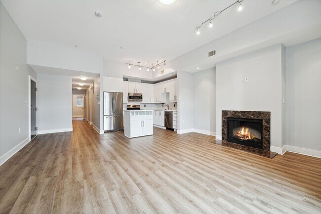 Building Photo - Available Now! 1 Bedroom + Den In Adams Morgan/ Dupont/ U Street