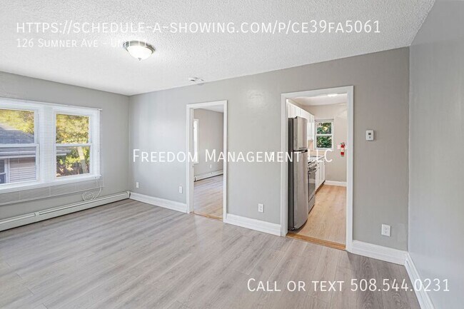 Primary Photo - 126 Sumner Ave