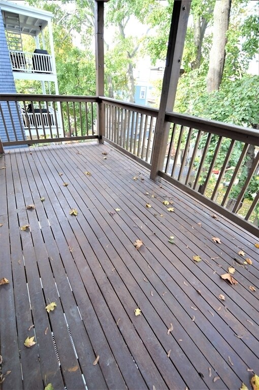 Building Photo - 82 Montebello Rd