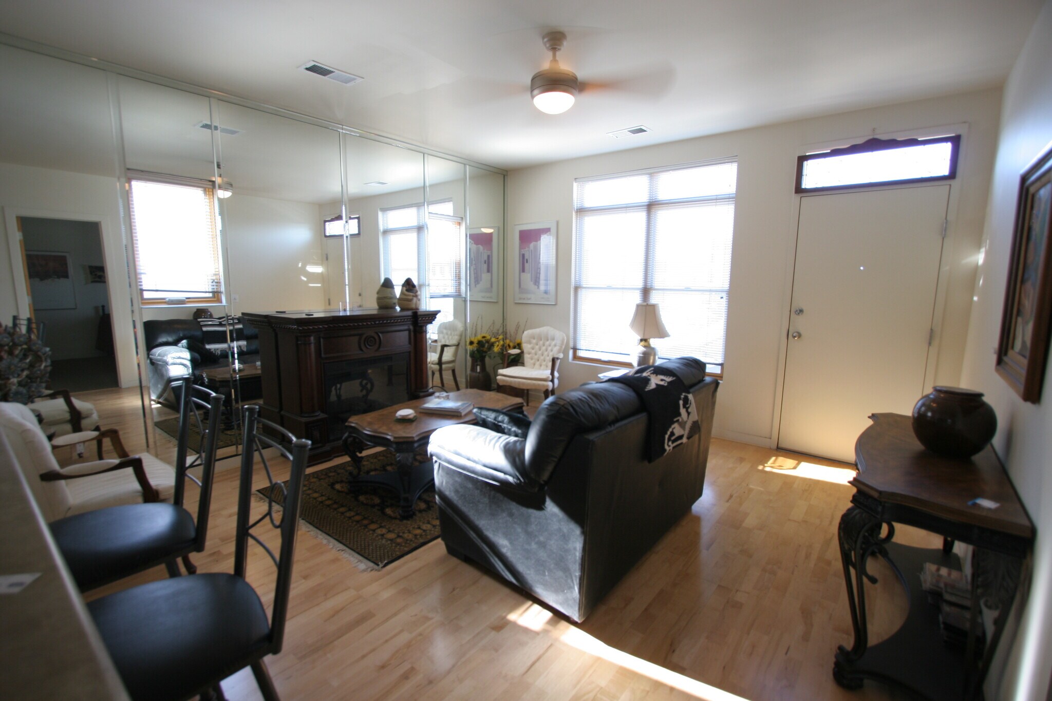 Building Photo - 315 Belvedere Ave SW