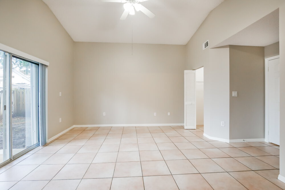 Building Photo - 11657 SW 144th Ave
