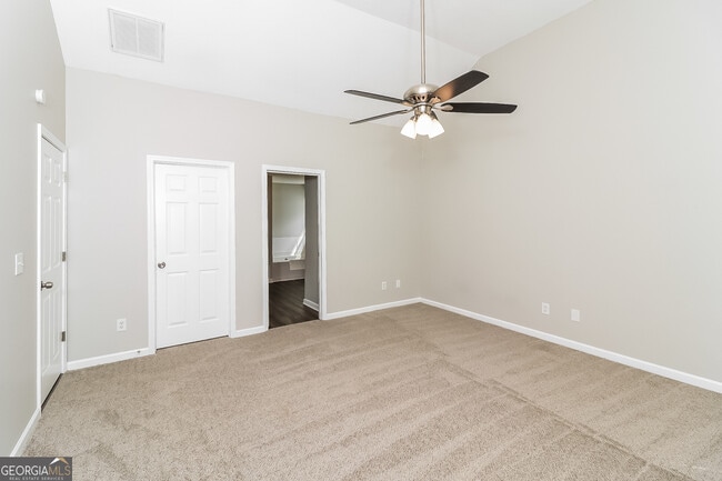 Building Photo - 4223 Butternut Pl