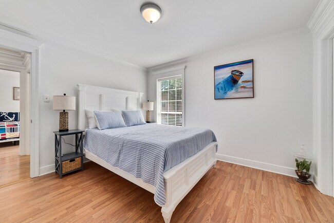 Building Photo - 2009 Wedgewood Cir