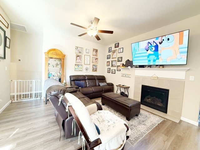 Building Photo - 4477 Sand Dollar Dr