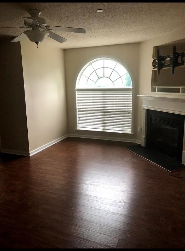 Building Photo - 4280 Cedarcroft Ct