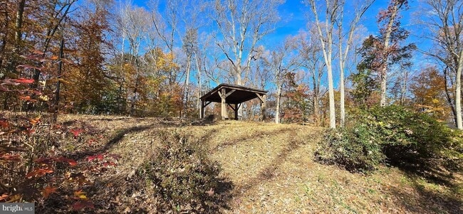 Building Photo - 7613 Locust Ln