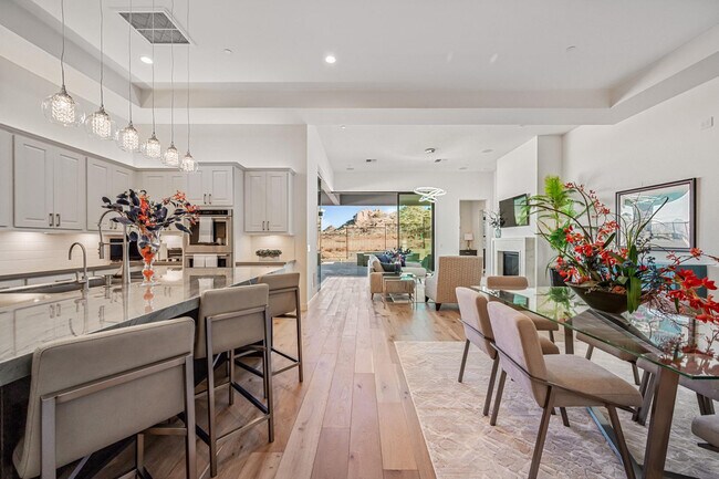 Building Photo - 12378 E Troon Vis Dr