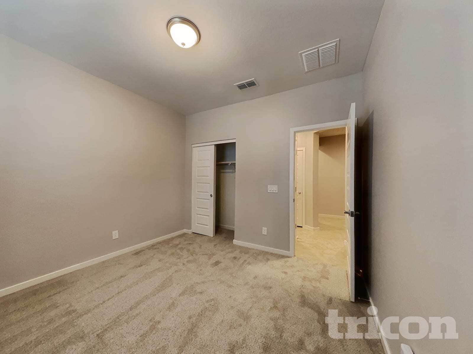 Building Photo - 439 W Tenia Trail