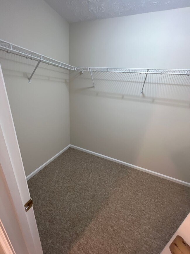 Building Photo - Taleeda 453-457