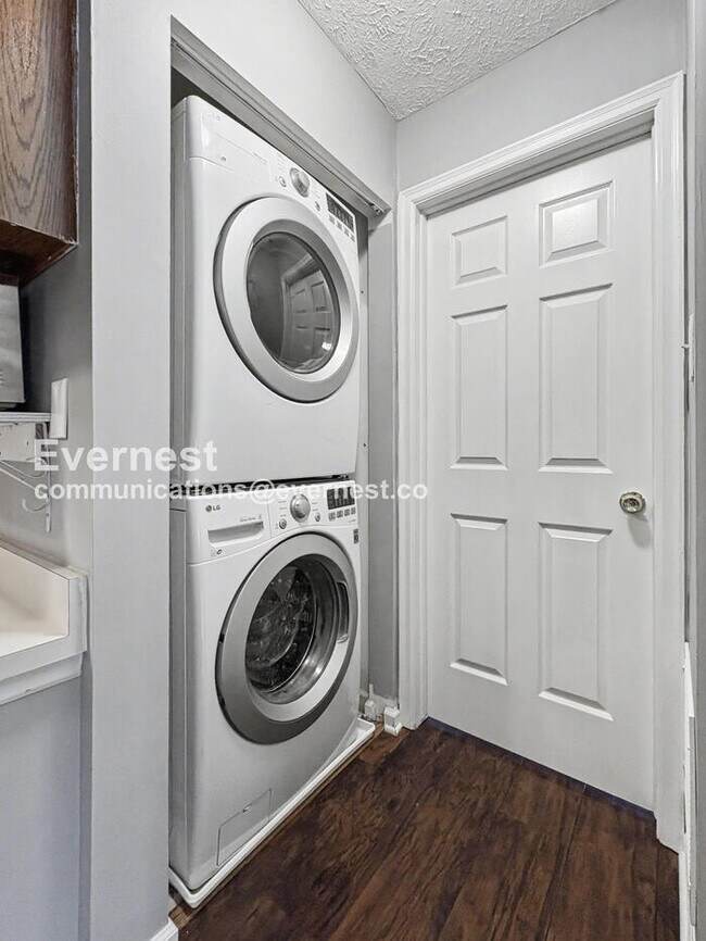 Building Photo - 12212 Eagles Nest Ct