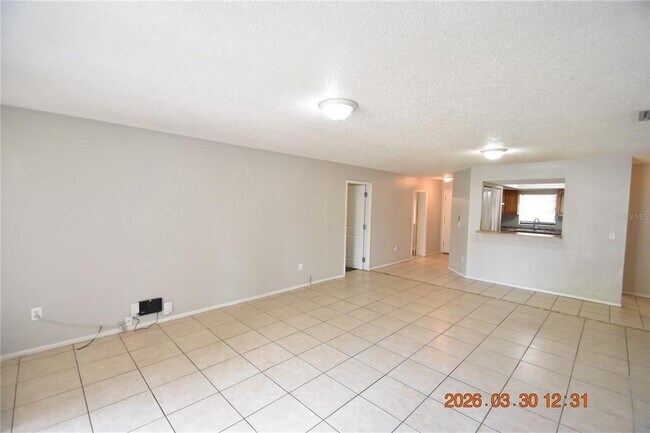 Building Photo - 2014 E Linebaugh Ave.