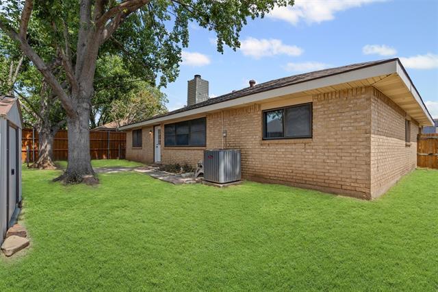 Building Photo - 2415 Amber Hill Ln